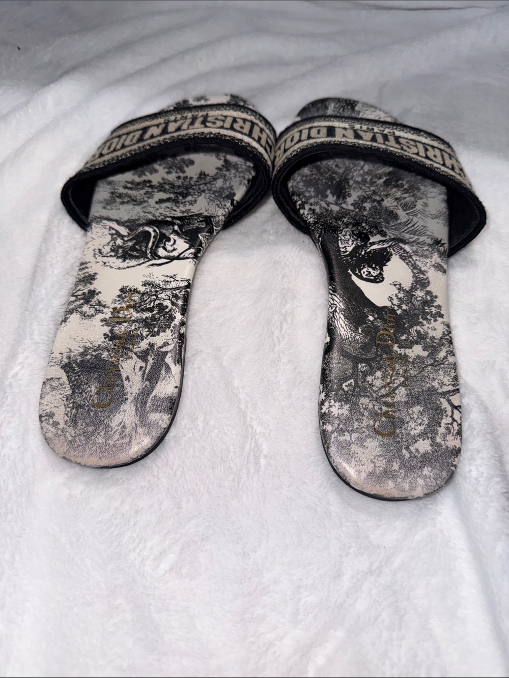 Dior Women’s Black & Cream Logo Slide Sandals - Picture 4 of 8
